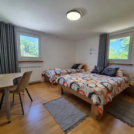 Apartmaji I&e 塞扎纳
